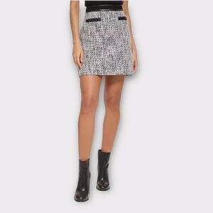 Karl Lagerfeld NWT Tweed Contrast-Trim Mini Skirt Faux-leather Trim Accents